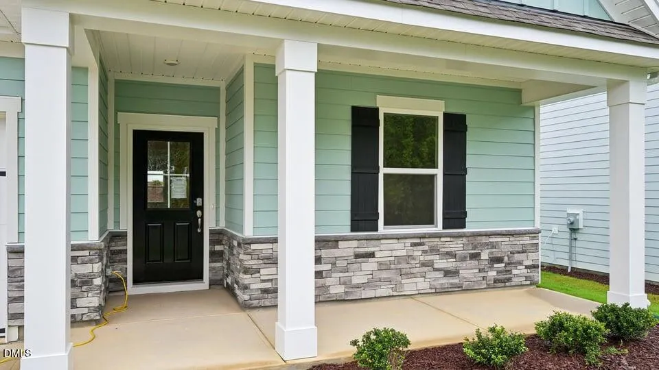 717 Sparkling Pear Drive Willow Springs, NC 27592