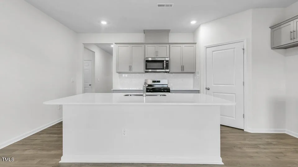 846 Comice Pear Way Willow Springs, NC 27592
