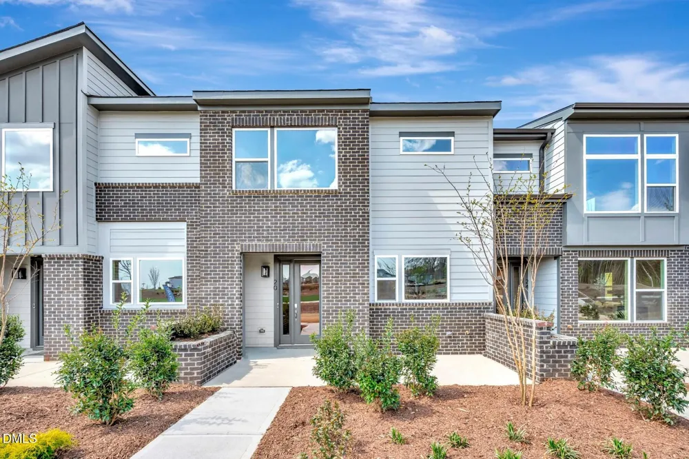 20 Quietwood Way Pittsboro, NC 27312