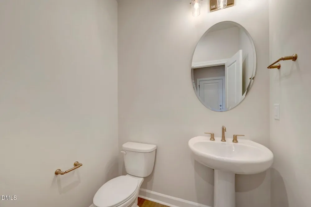 20 Quietwood Way Pittsboro, NC 27312