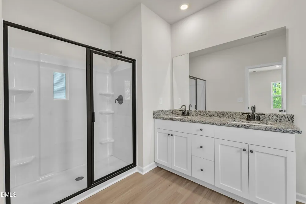 1109 Rhino Bend Oxford, NC 27565