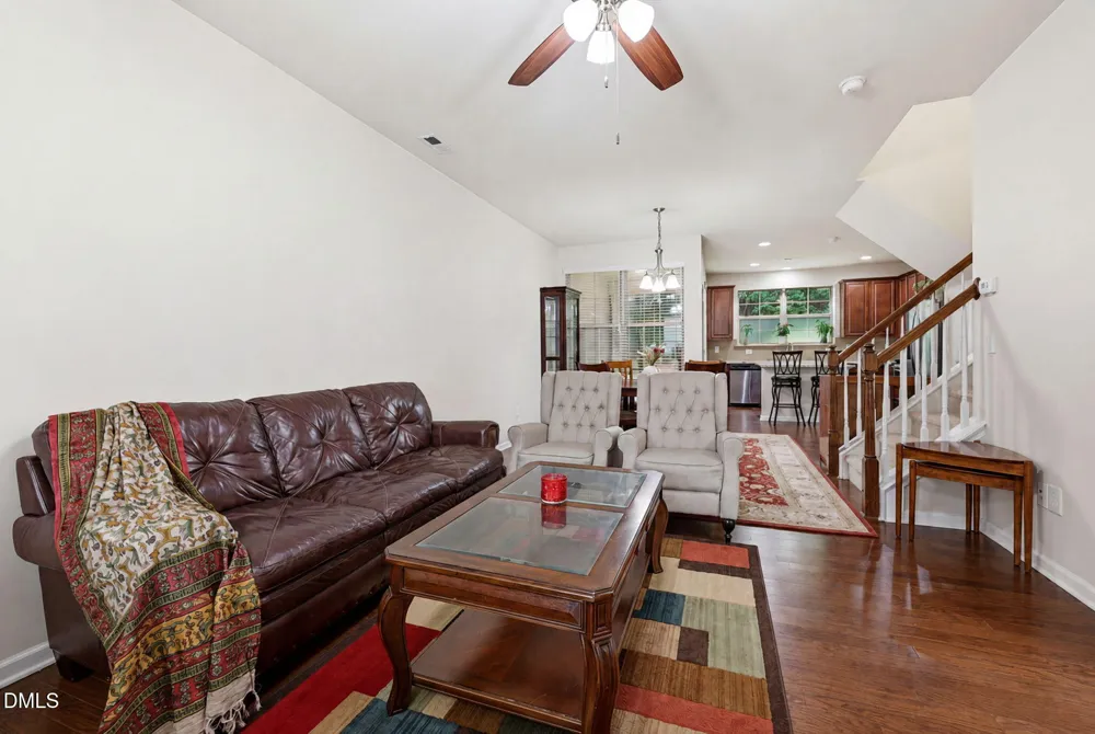 734 Davenbury Way Cary, NC 27513