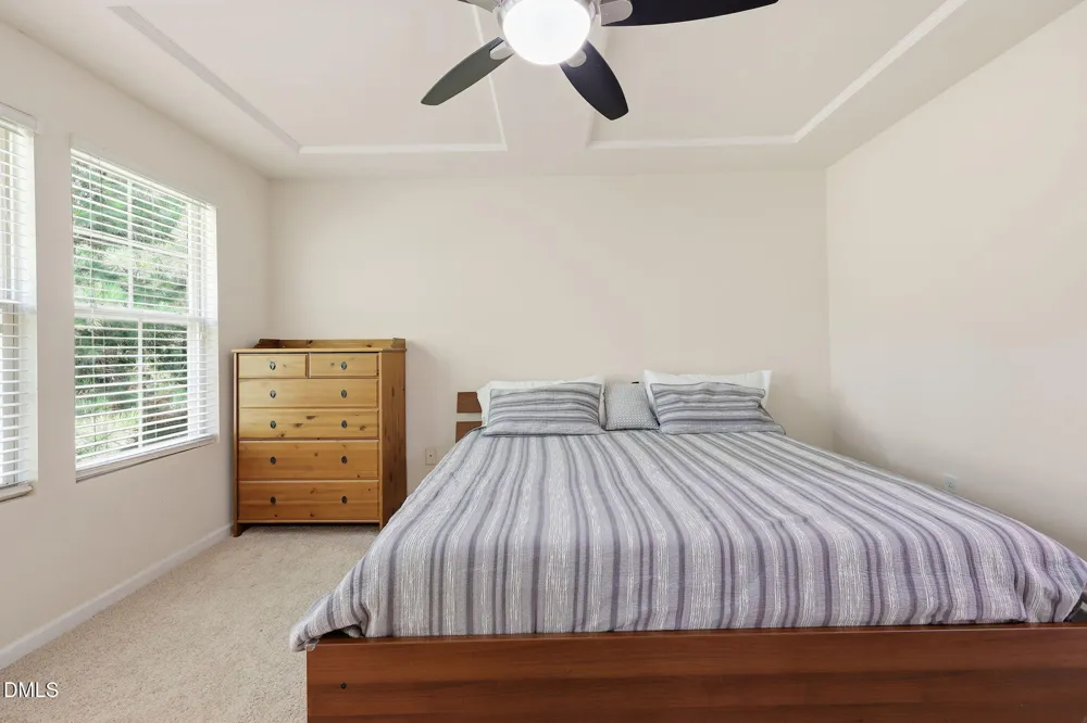 734 Davenbury Way Cary, NC 27513