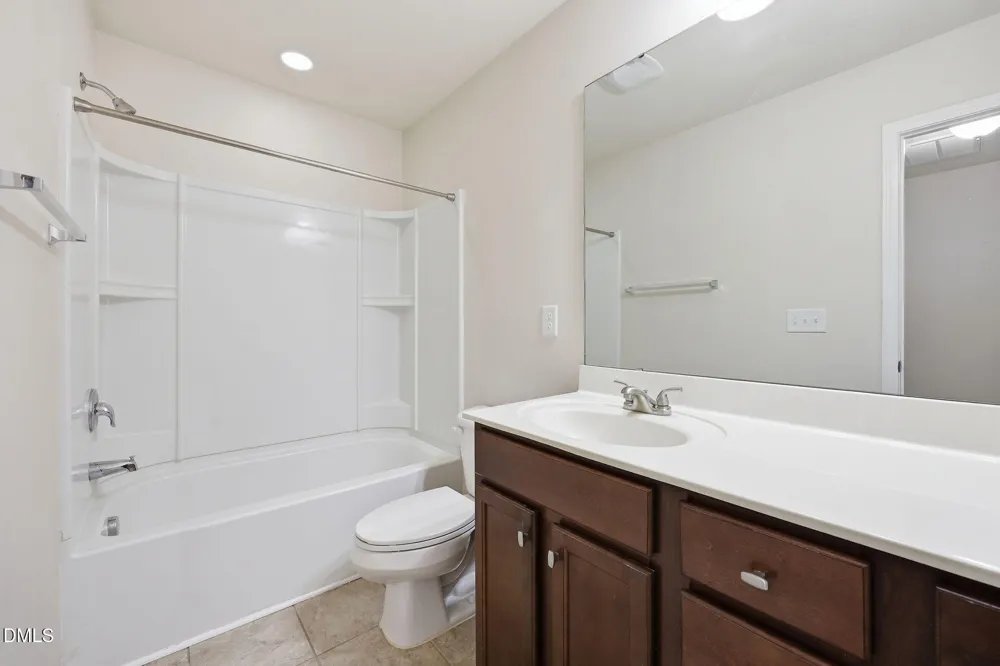 734 Davenbury Way Cary, NC 27513