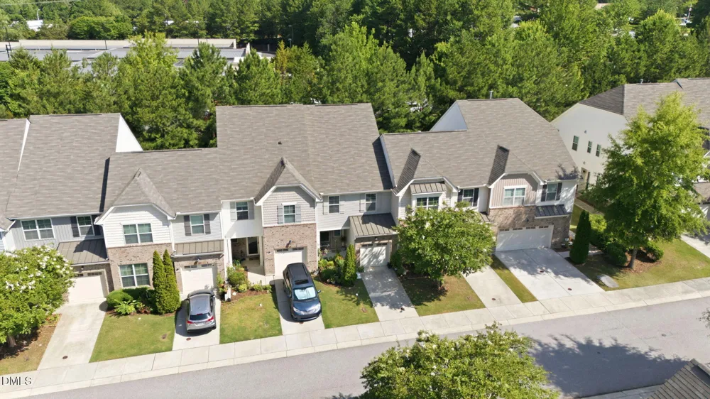 734 Davenbury Way Cary, NC 27513