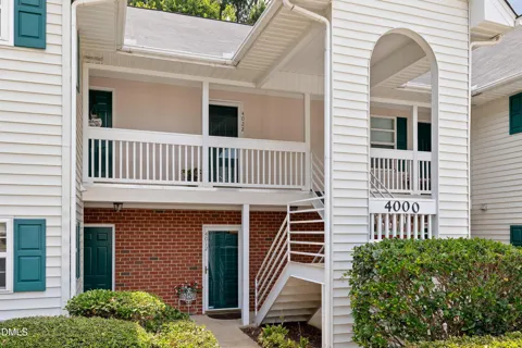 4022 Wellington Ridge Loop