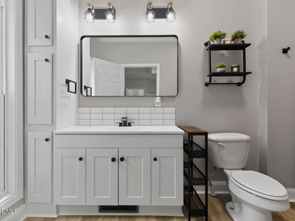 988 Stubby Oaks Road Aberdeen, NC 28315