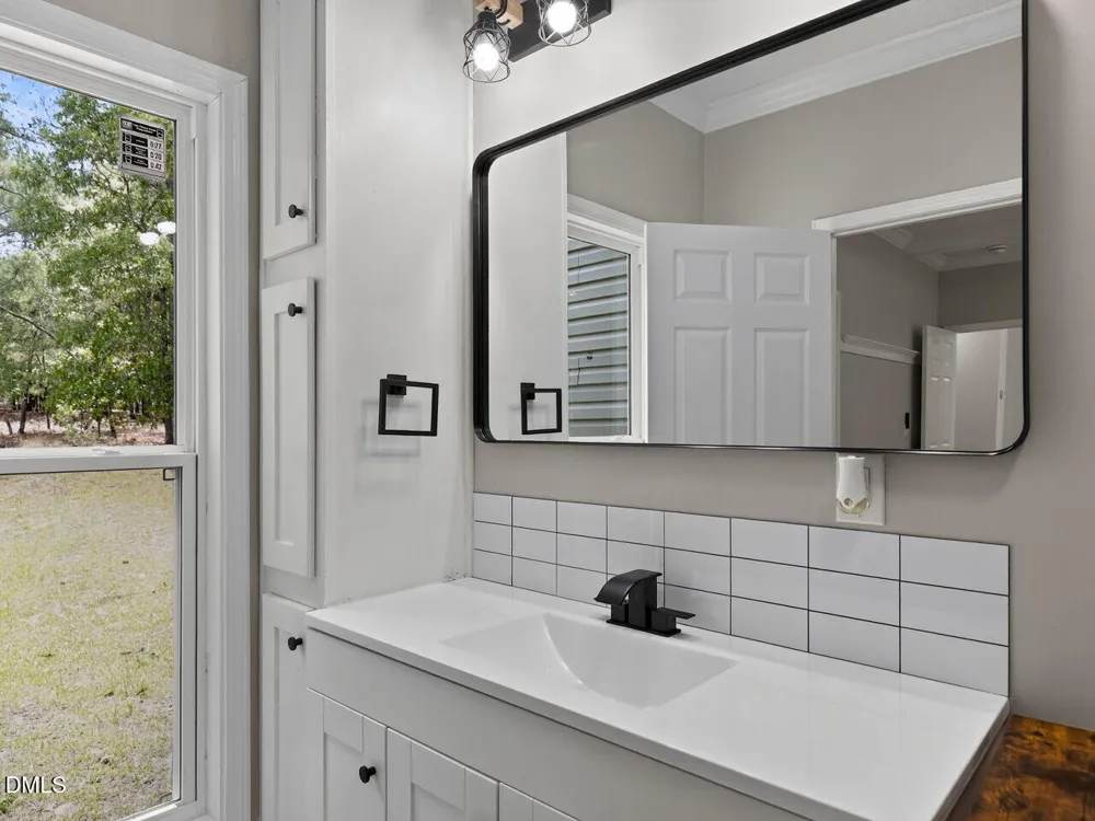 988 Stubby Oaks Road Aberdeen, NC 28315