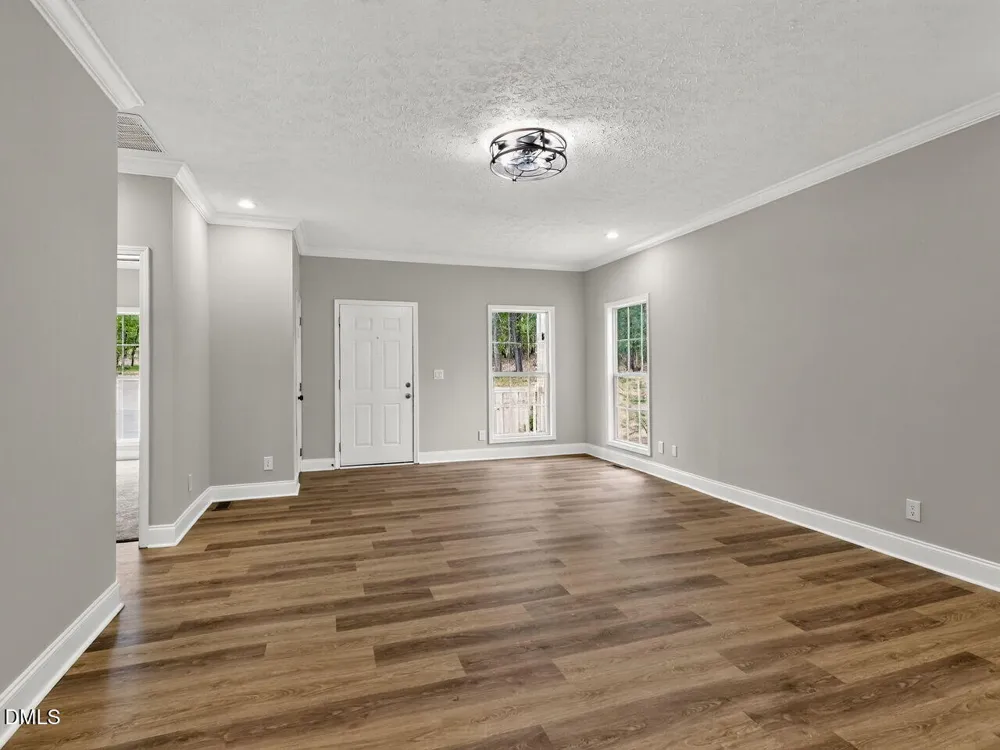 988 Stubby Oaks Road Aberdeen, NC 28315