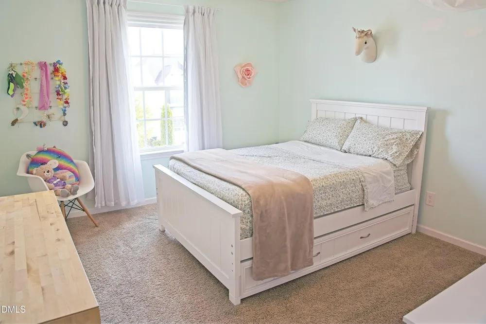 201 King Oak Street Holly Springs, NC 27540