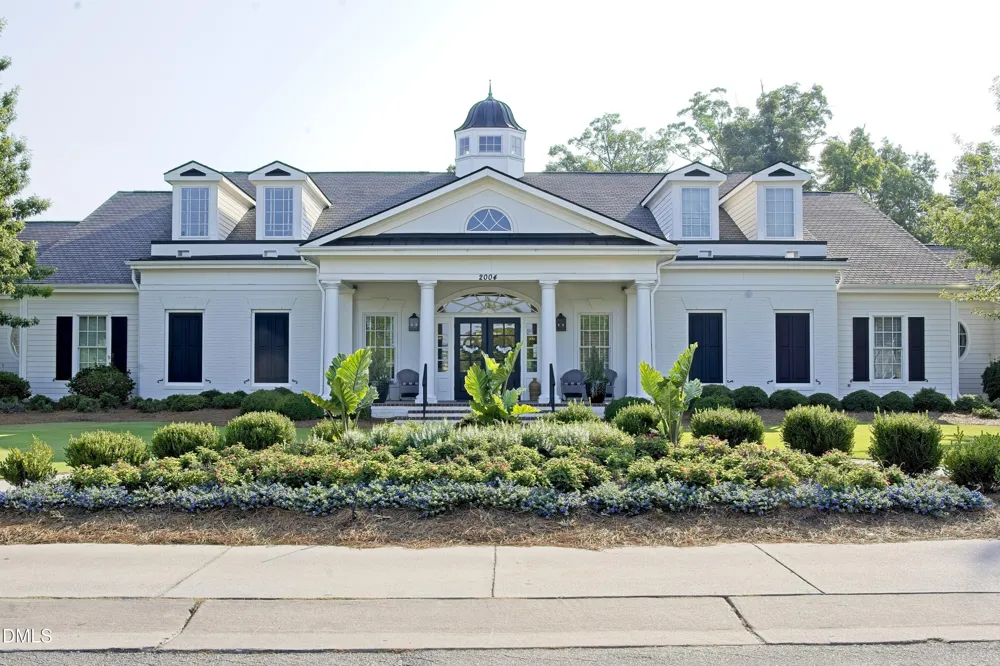 201 King Oak Street Holly Springs, NC 27540
