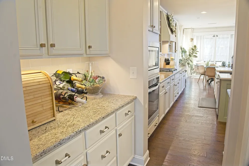 201 King Oak Street Holly Springs, NC 27540