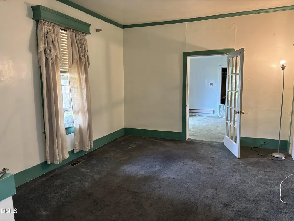114 College Street Warrenton, NC 27589