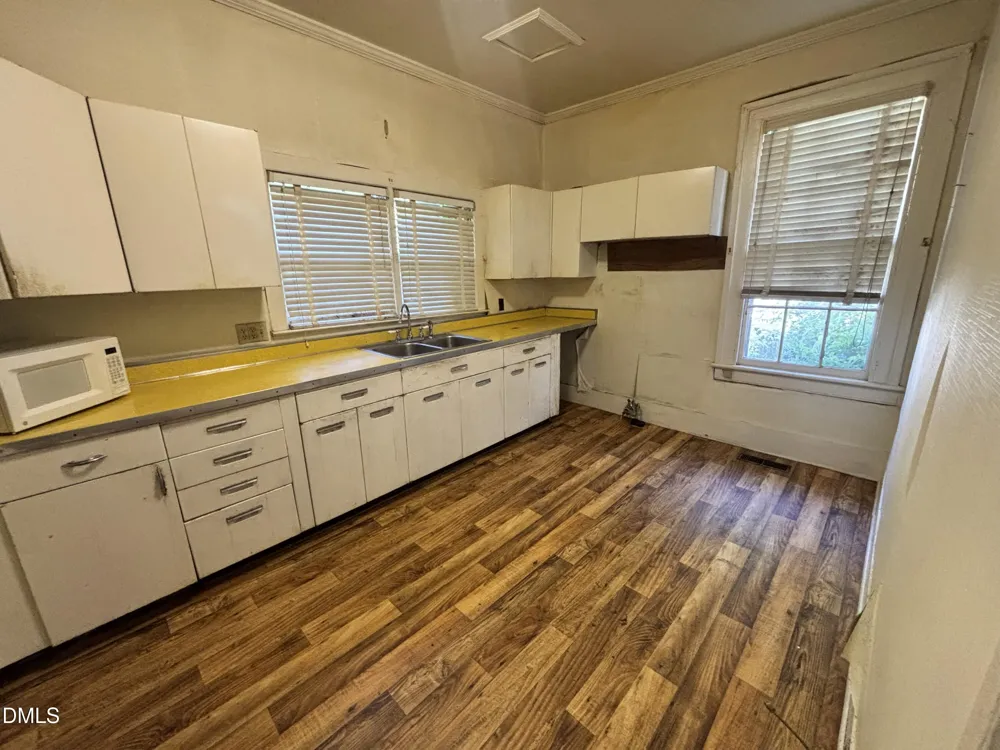 114 College Street Warrenton, NC 27589