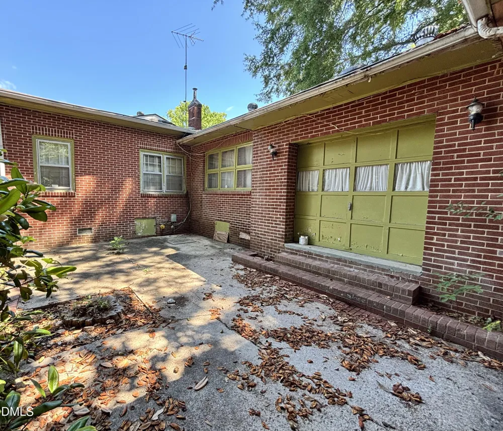 114 College Street Warrenton, NC 27589