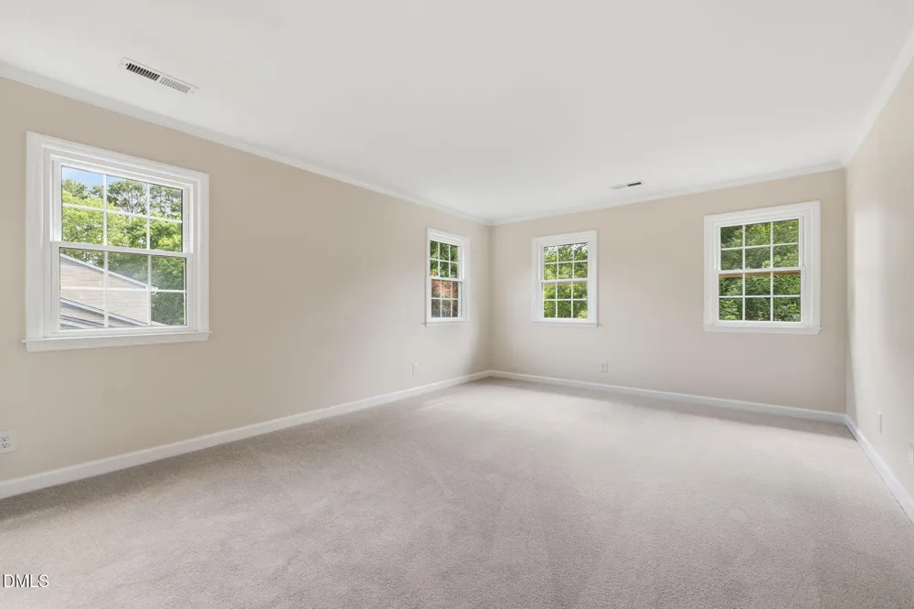 106 Stafford Oak Road Jamestown, NC 27282