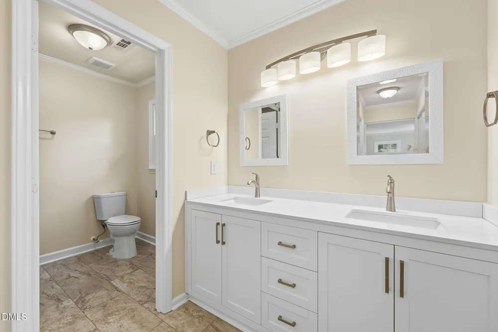 106 Stafford Oak Road Jamestown, NC 27282
