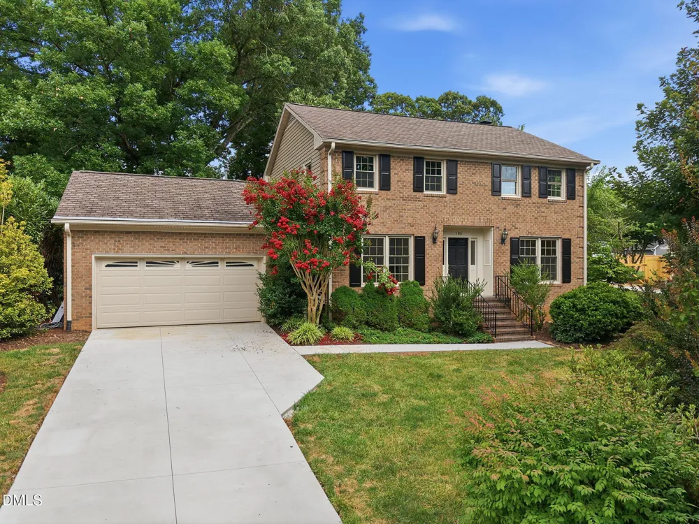106 Stafford Oak Road Jamestown, NC 27282
