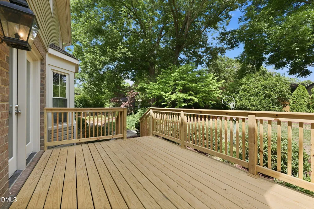 106 Stafford Oak Road Jamestown, NC 27282