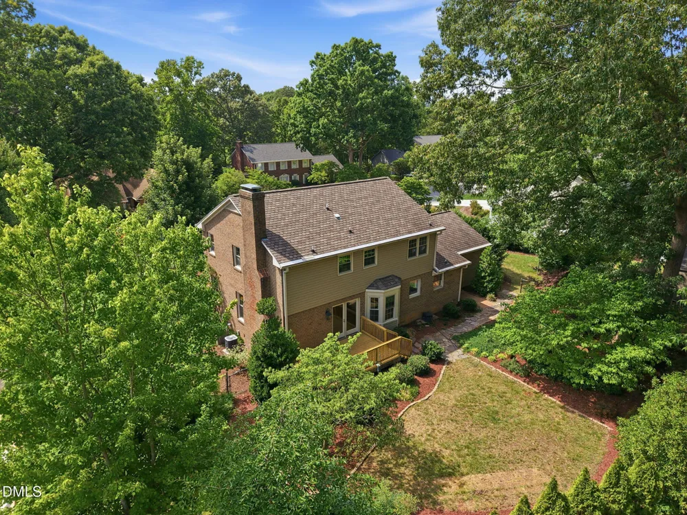 106 Stafford Oak Road Jamestown, NC 27282