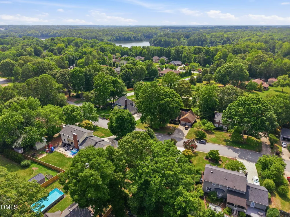 106 Stafford Oak Road Jamestown, NC 27282