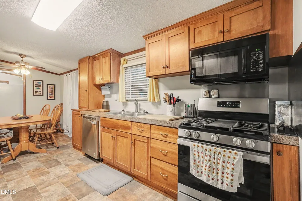 169 Mount Pleasant Road Willow Springs, NC 27592