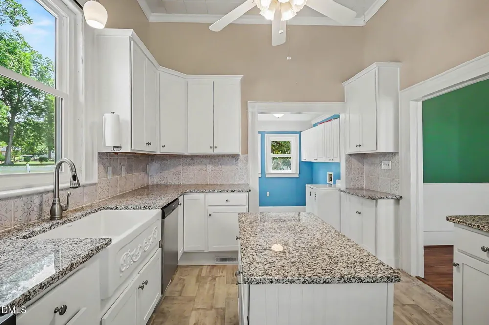 103 Bailey Avenue Kenly, NC 27542