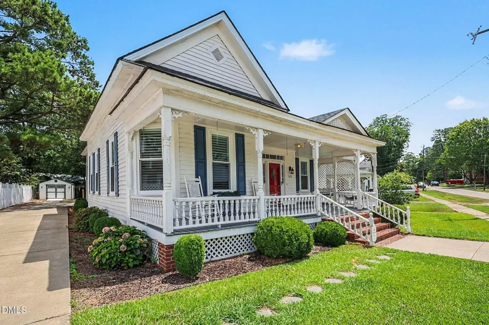 103 Bailey Avenue Kenly, NC 27542