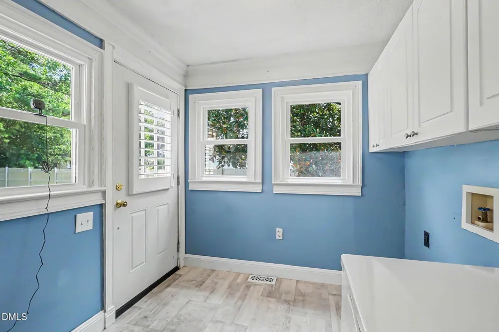 103 Bailey Avenue Kenly, NC 27542