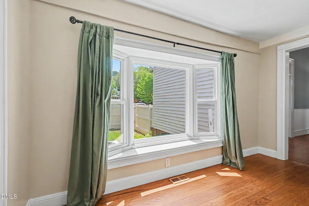 103 Bailey Avenue Kenly, NC 27542