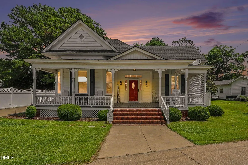 103 Bailey Avenue Kenly, NC 27542