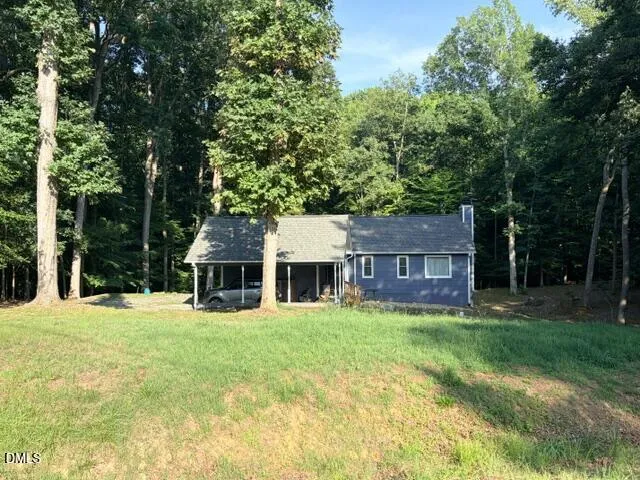 7422 S Fawnbrook Drive Hillsborough, NC 27278