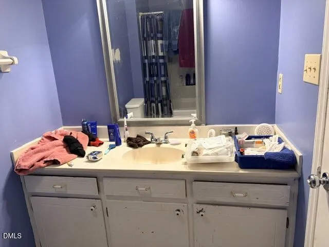 7422 S Fawnbrook Drive Hillsborough, NC 27278