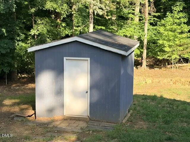 7422 S Fawnbrook Drive Hillsborough, NC 27278