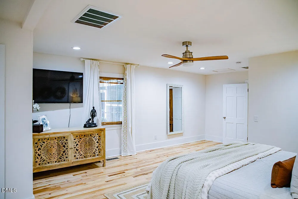 194 Robert Whitfield Road Hurdle Mills, NC 27541