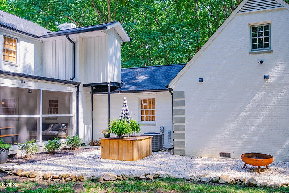 194 Robert Whitfield Road Hurdle Mills, NC 27541