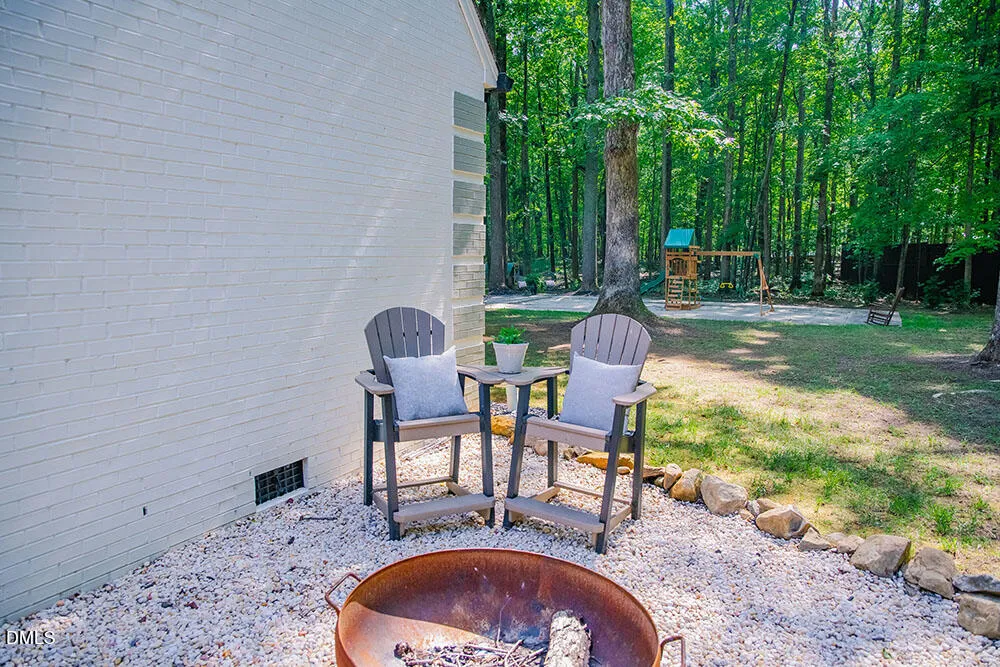 194 Robert Whitfield Road Hurdle Mills, NC 27541