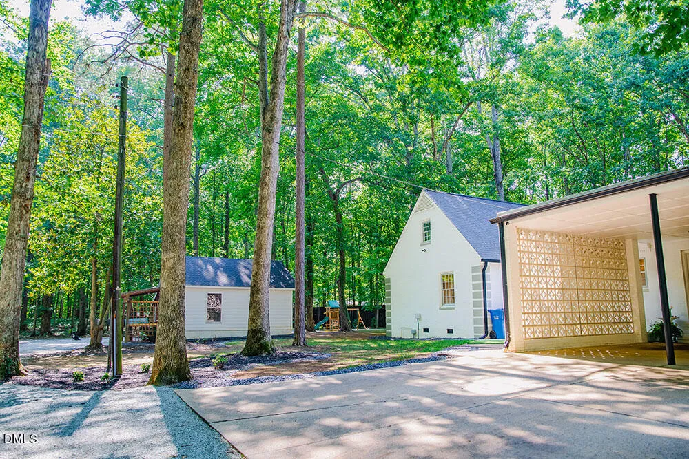 194 Robert Whitfield Road Hurdle Mills, NC 27541