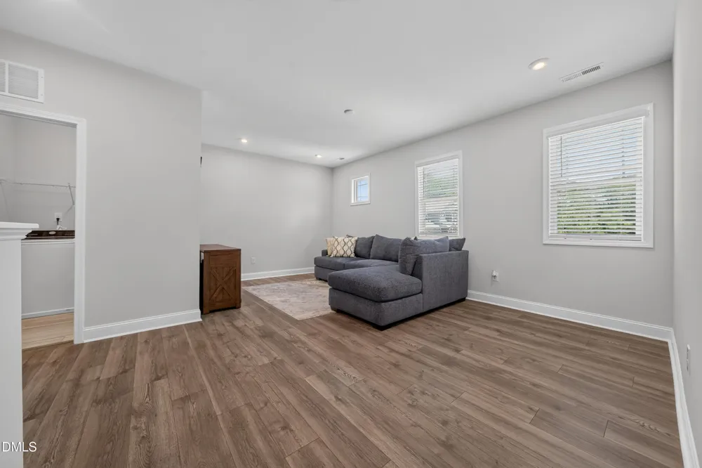 321 Lily Oak Drive Rolesville, NC 27571