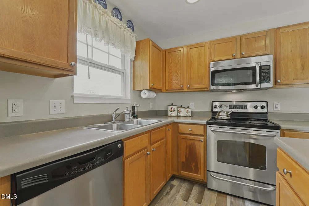 228 Harbor Haven Drive Apex, NC 27502