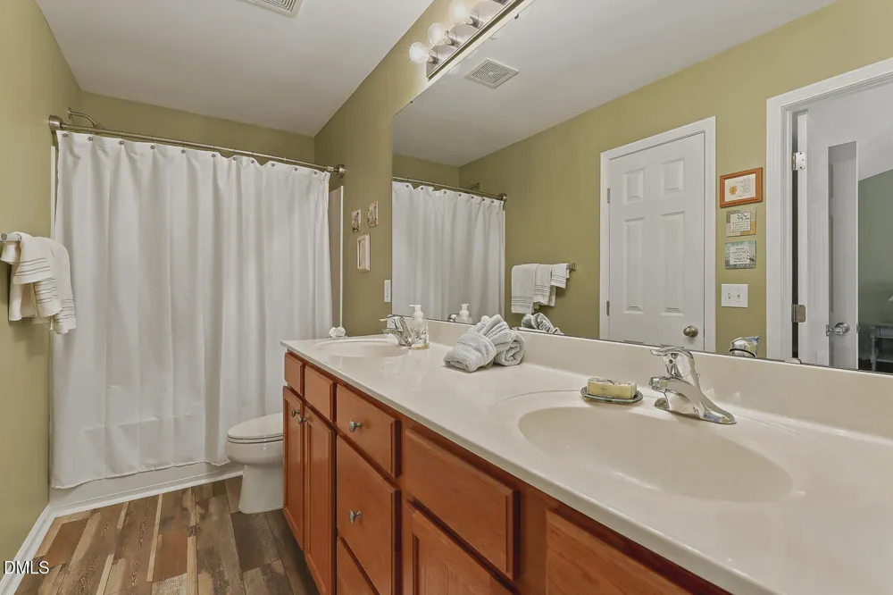 228 Harbor Haven Drive Apex, NC 27502