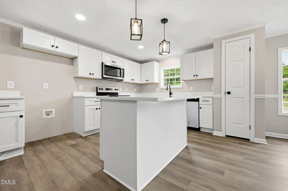 102 Pineview Drive Louisburg, NC 27549