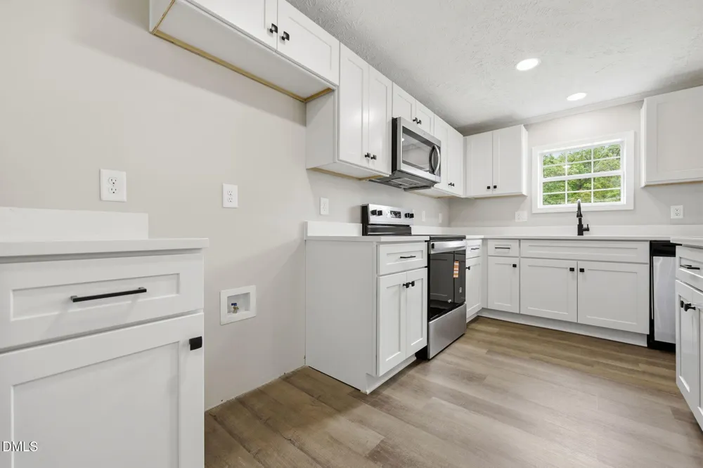 102 Pineview Drive Louisburg, NC 27549