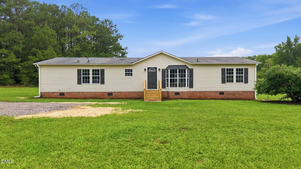 102 Pineview Drive Louisburg, NC 27549