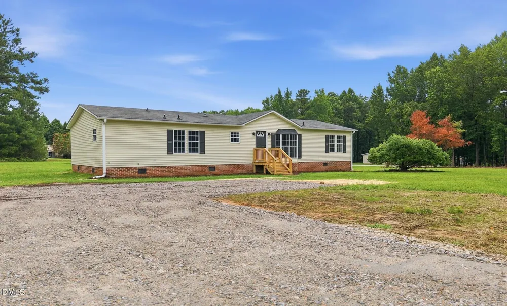 102 Pineview Drive Louisburg, NC 27549