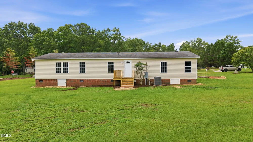 102 Pineview Drive Louisburg, NC 27549