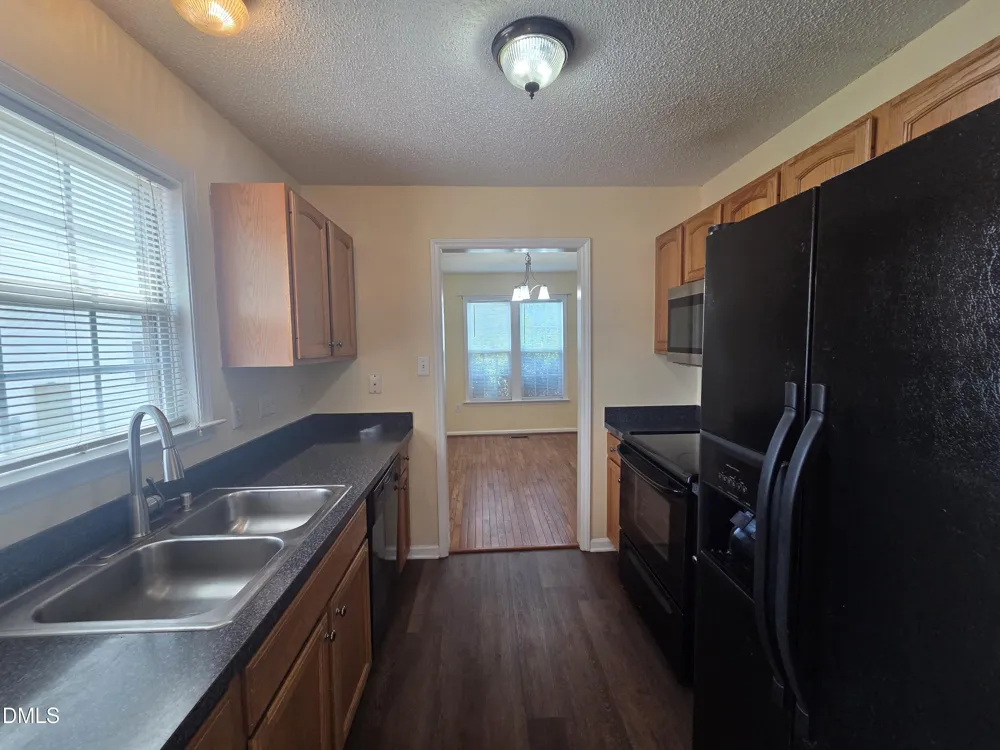 116 Cliffdale Road Holly Springs, NC 27540
