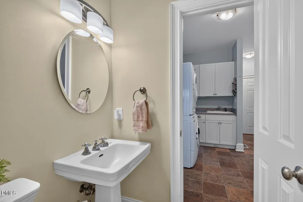 417 Grand Oak Drive Hillsborough, NC 27278