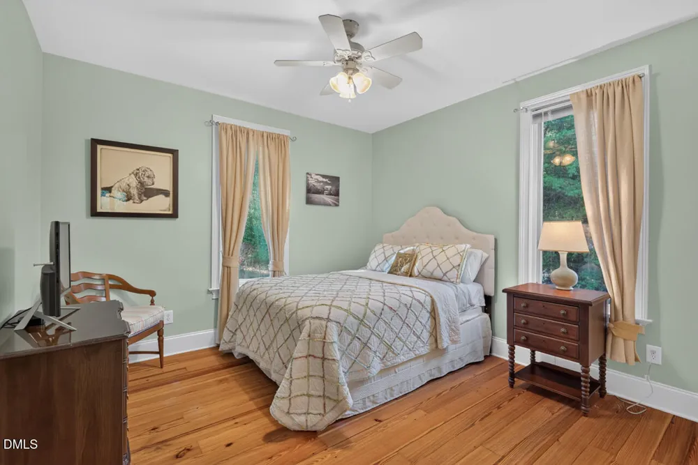 417 Grand Oak Drive Hillsborough, NC 27278