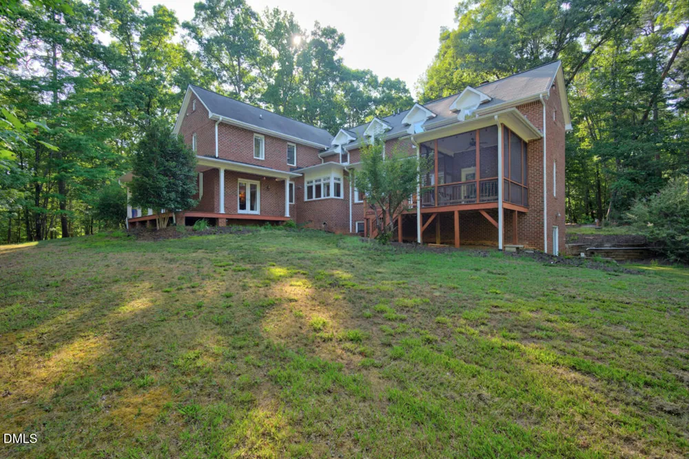 417 Grand Oak Drive Hillsborough, NC 27278